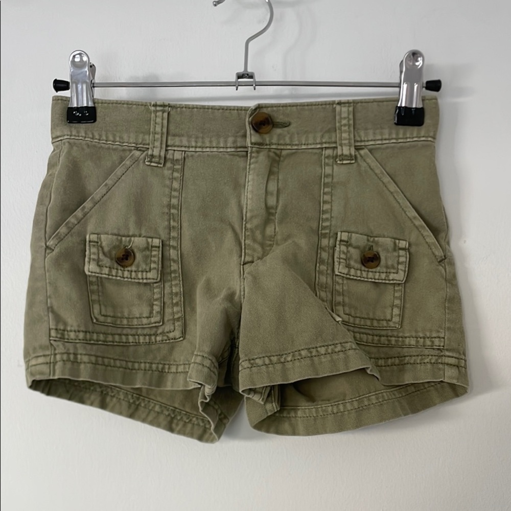 Old Navy Olive Green Girls Shorts 100% Cotton 6-7 Years
